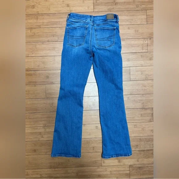 American Eagle Outfitters Blue Flare Jeans - Picture 6 of 6